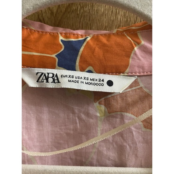 Zara Tunic Pink Top Womens Oversized Flower Multicolor Floral Kimono Sz XS NWOT - Picture 2 of 12